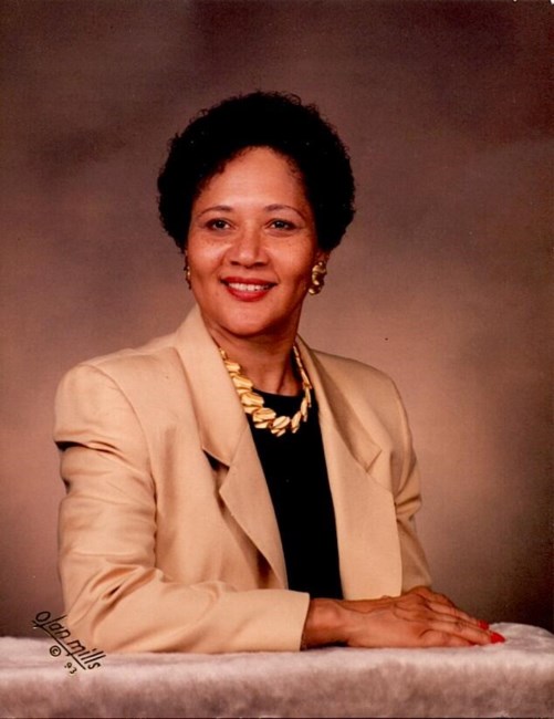 Obituary of Edith C. Lopes