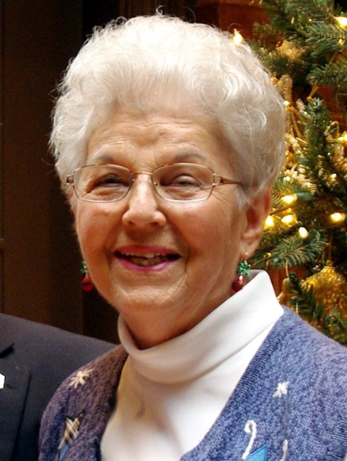 Obituary of Lillian "Honey" C. LaTouche