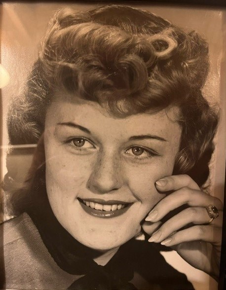 Obituary of Evelyn Joanne Smith