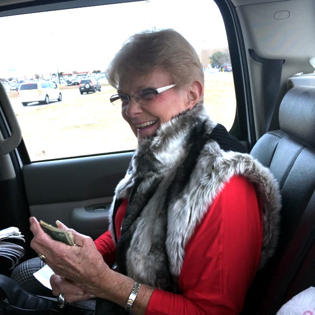 Obituary of Betty Jeanne Roeglin