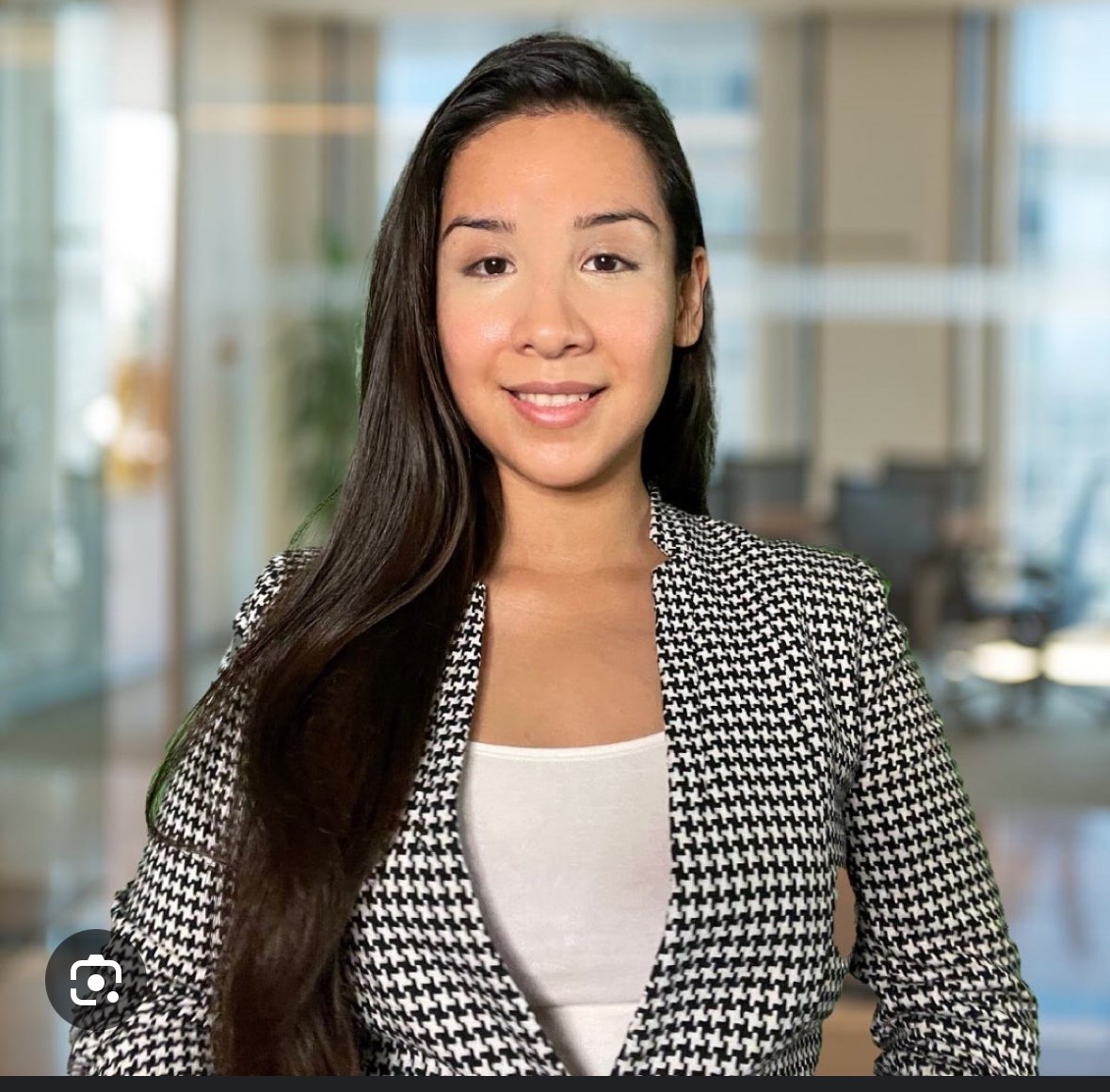 Obituary of Myrna Elizabeth Lara