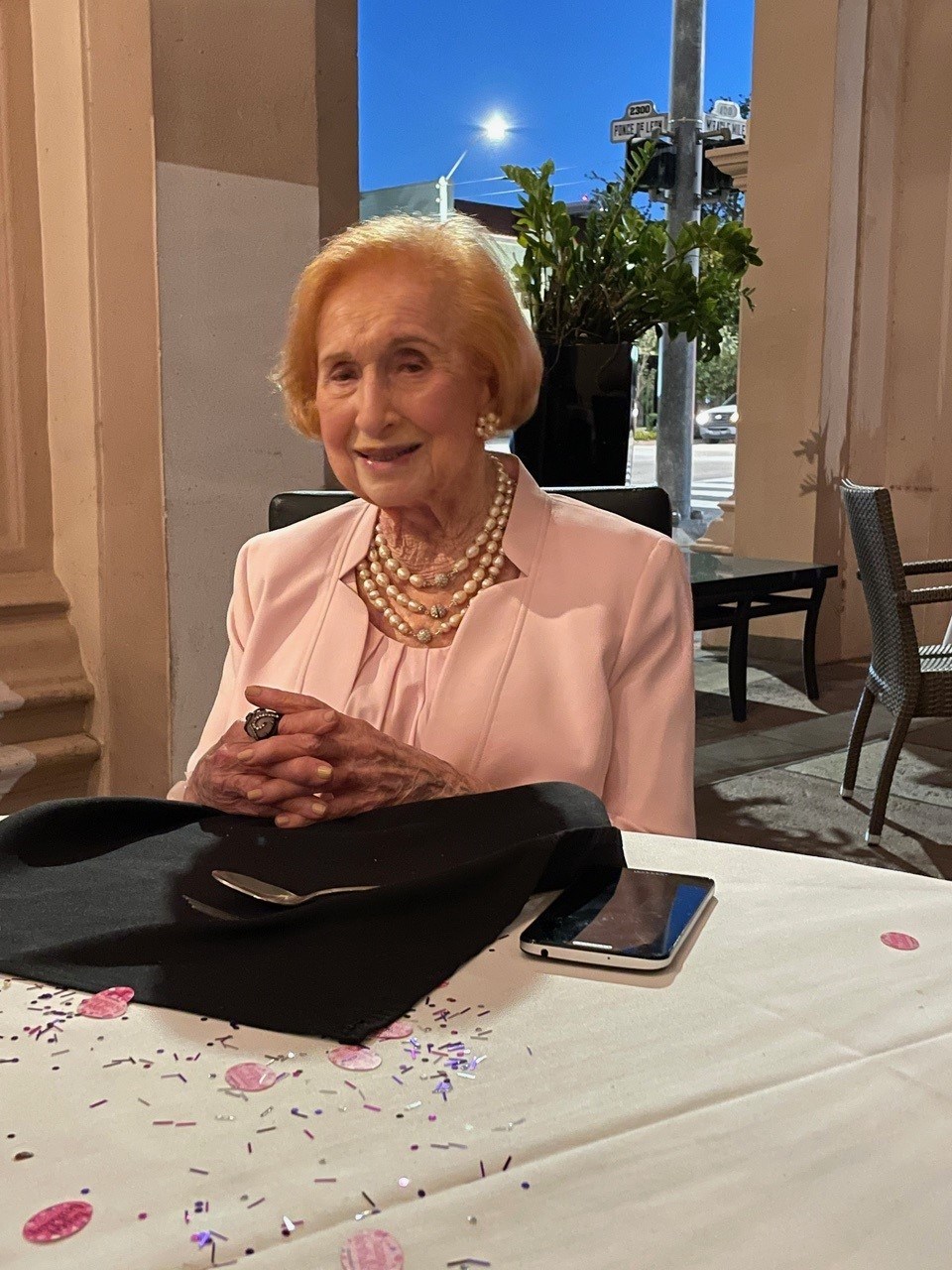 Avis de décès de June Newbauer