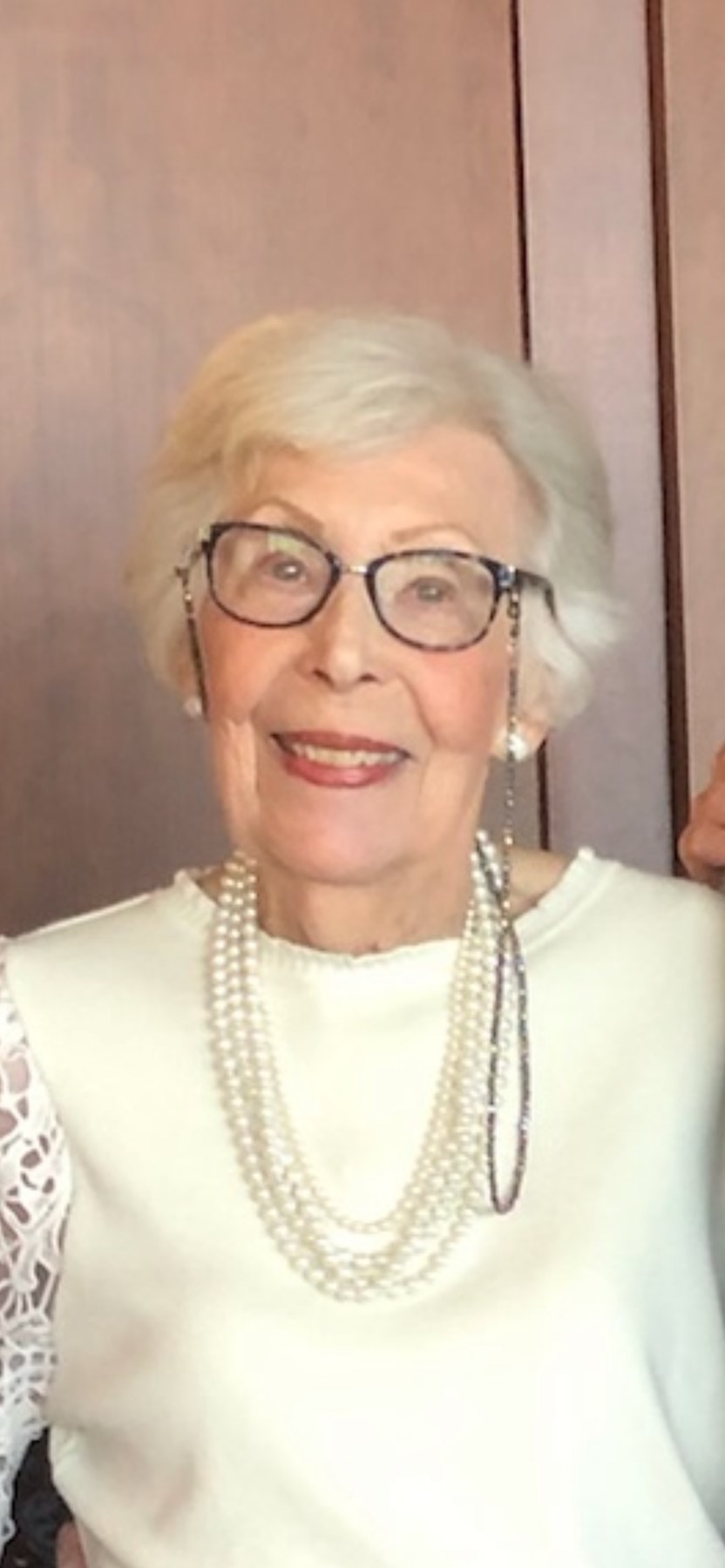Obituary of Beverlee J Warshawsky