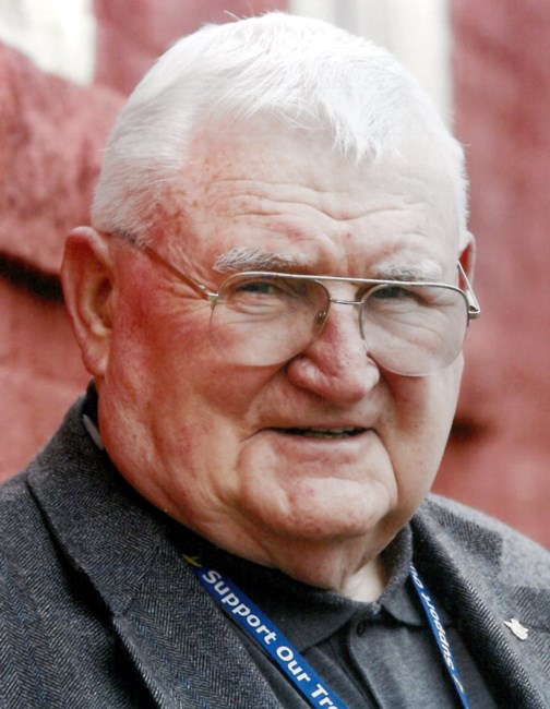 Obituary of Gordon T. Helme