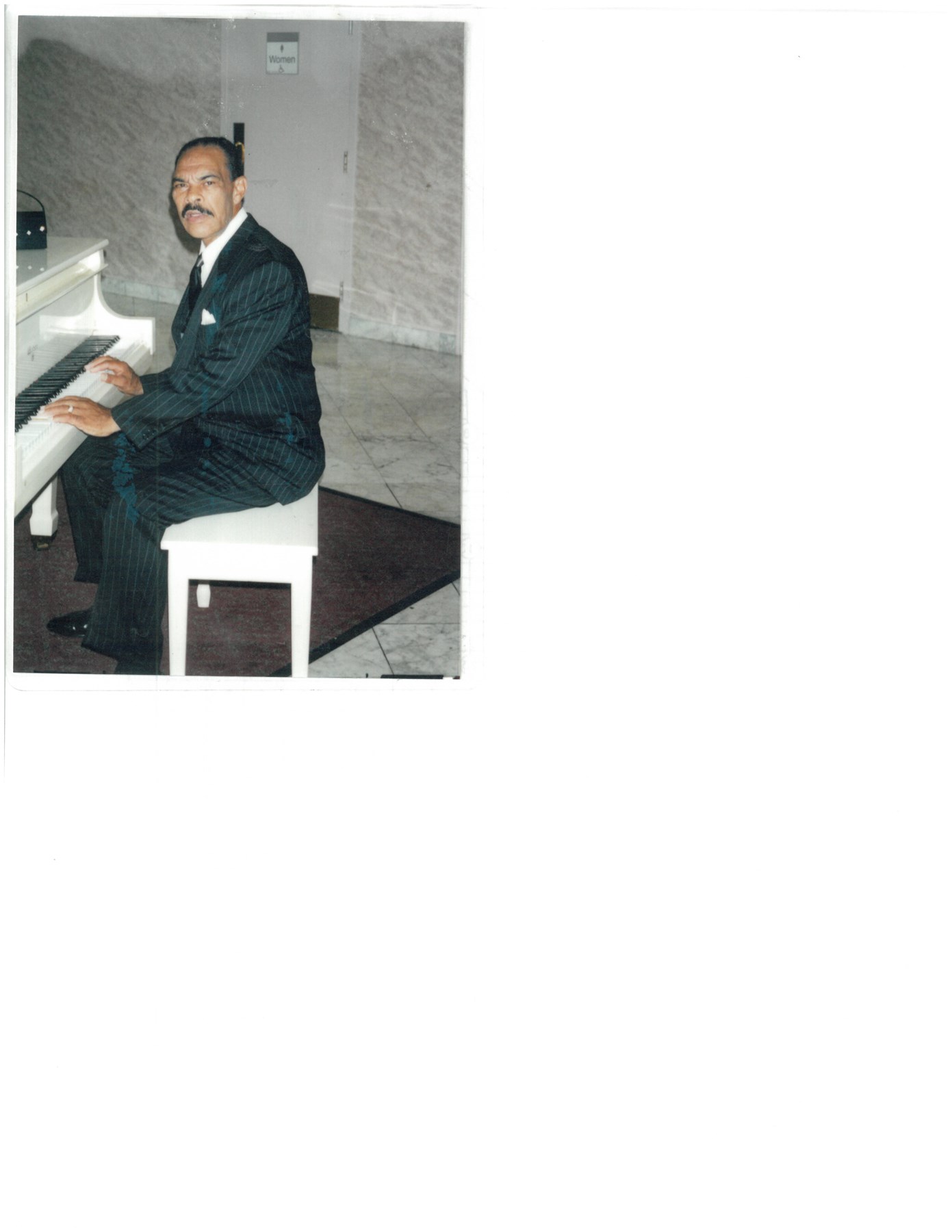 Obituary of Orlando Holt Jr.