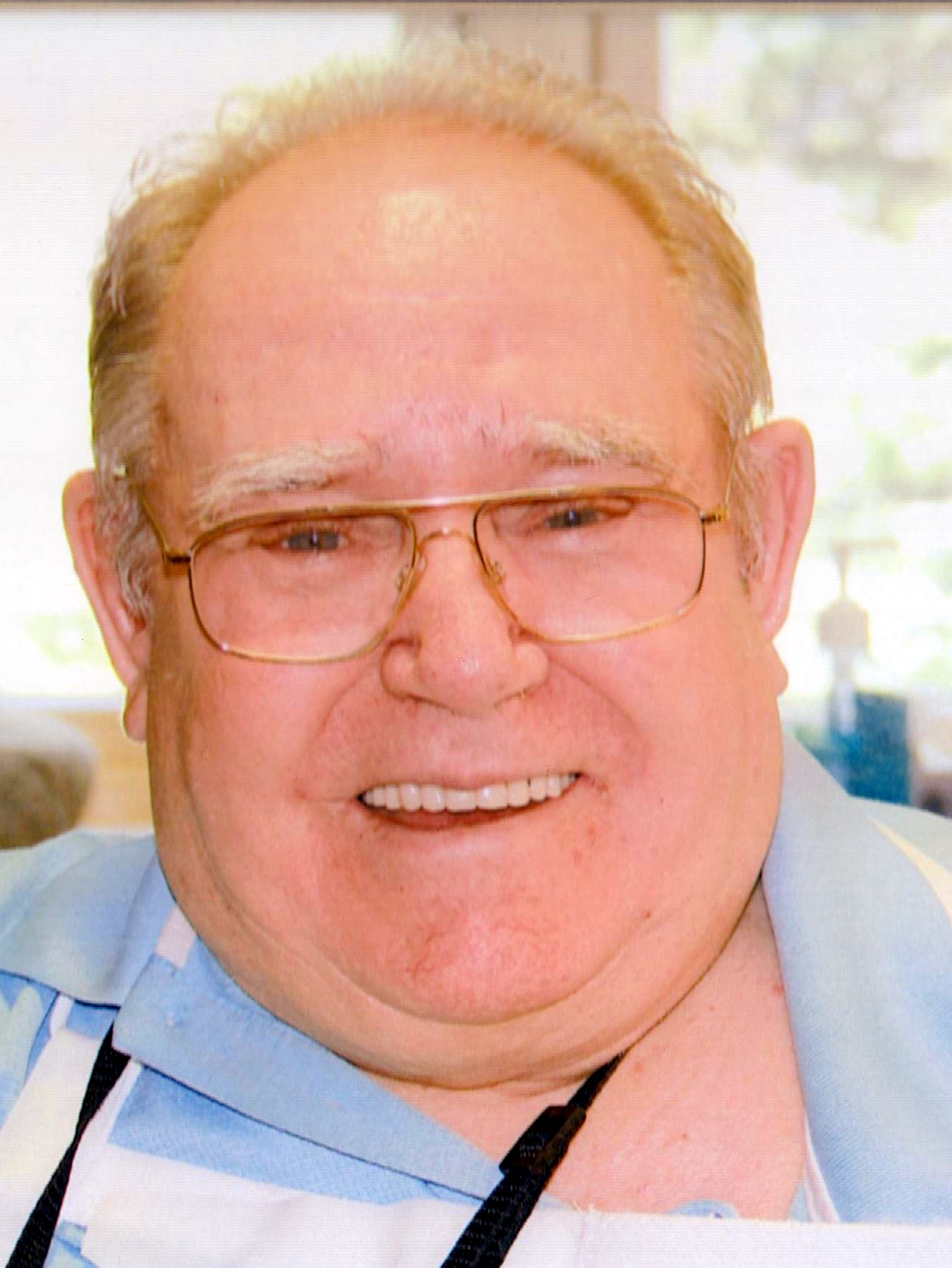 Eugene Pays Tribute To Paul Waterman - twxfer5