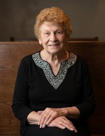 Obituary of MaryAnn Descovich-Hoynes