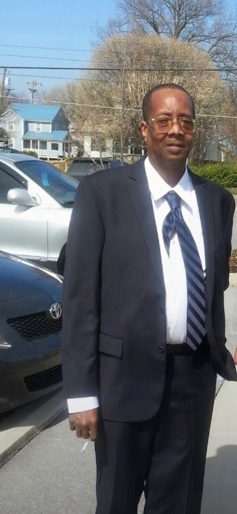 Obituary of Donald Edwards