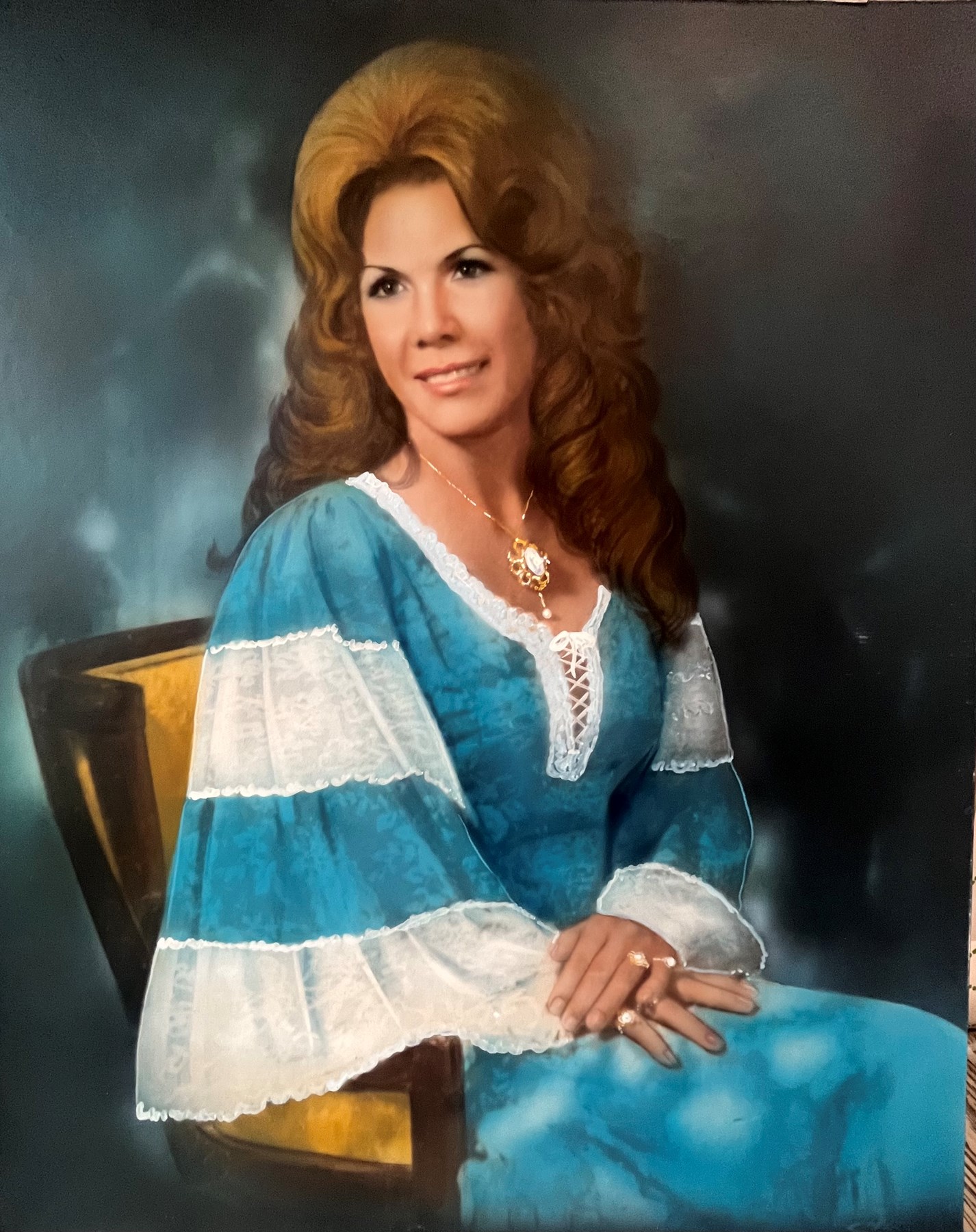 Obituary of Esther Gonzales Santoyo