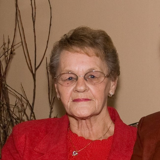 Obituario de Joan Beverly Burns