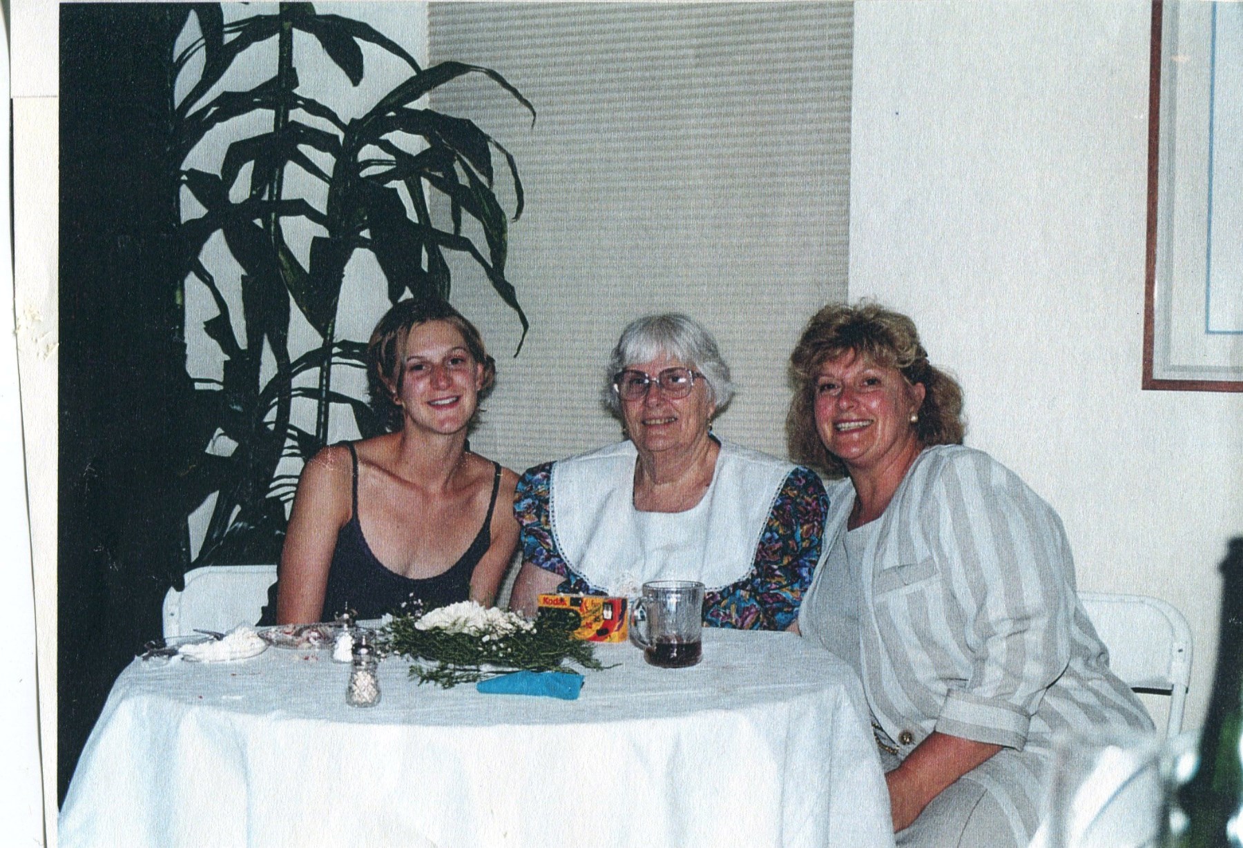 Obituary of Winifred Eileen Landis Rhoads