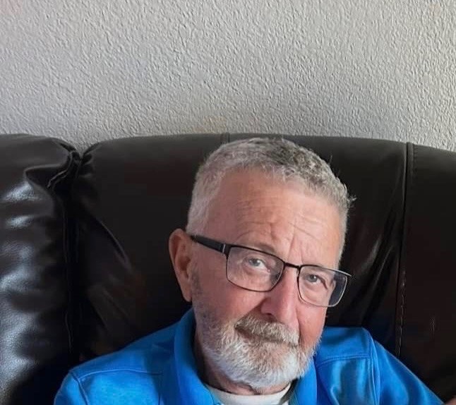 Obituary of Douglass Martin Dingle