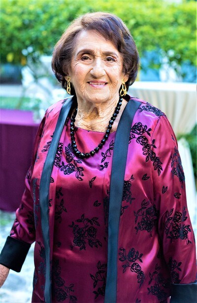 Obituary of Maria P. Hernandez Sacre