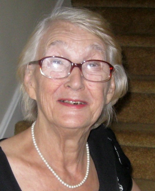 Obituary of Margaret ''Peggy'' Howard Nee Curran