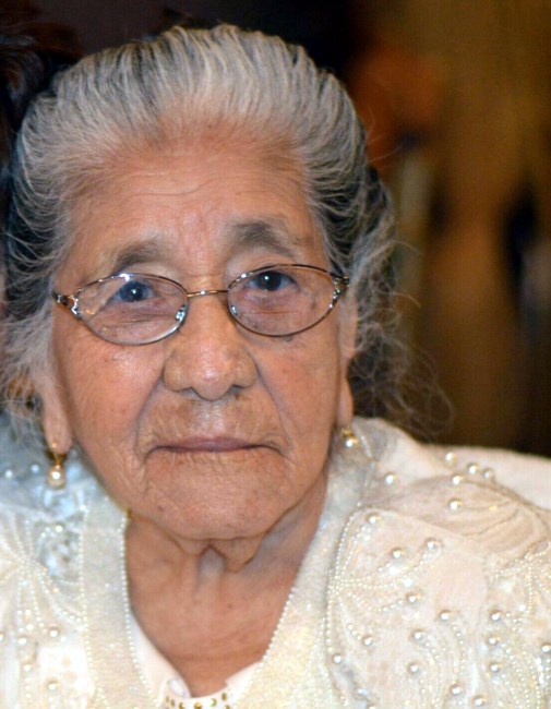 Obituario de Domitila Reyna De Sanchez
