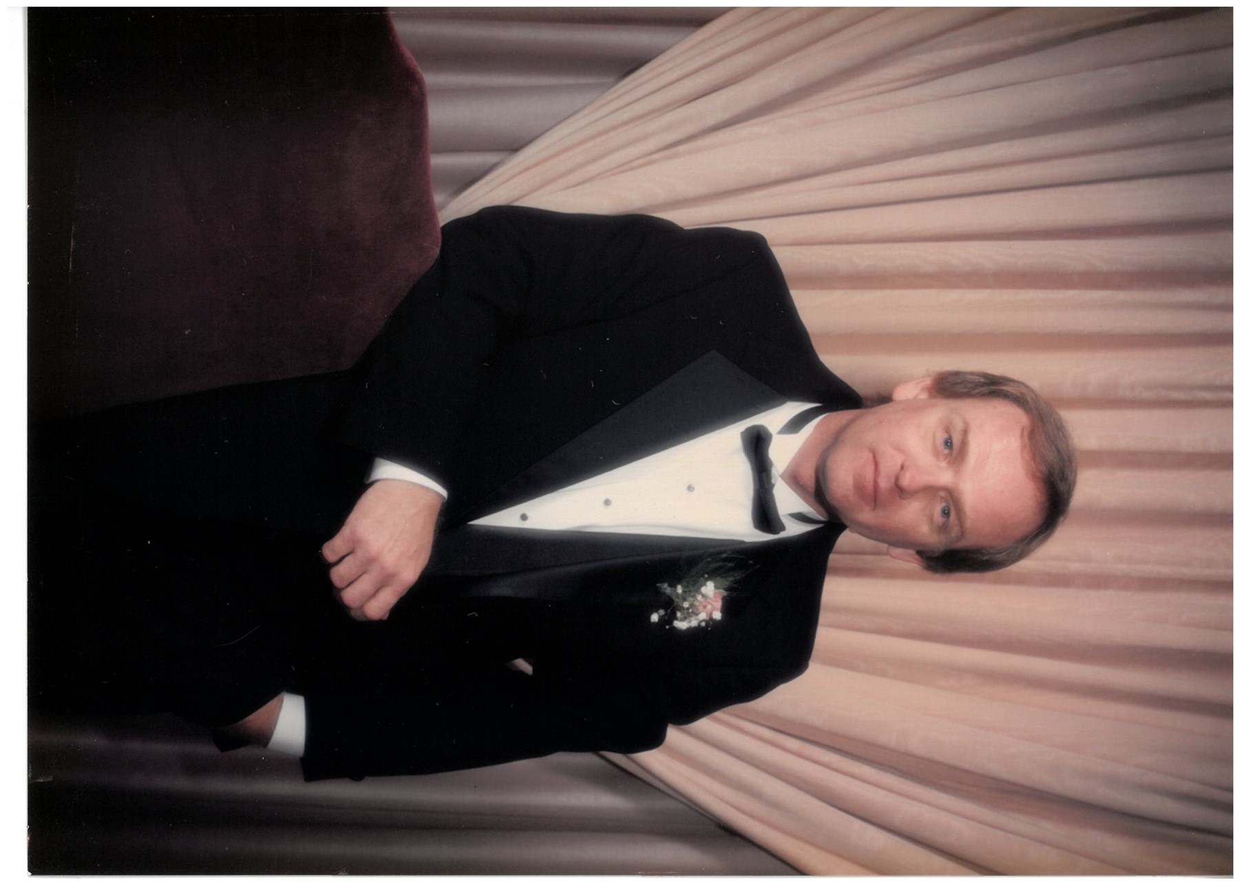 Obituary of Robert Vincent Leonick