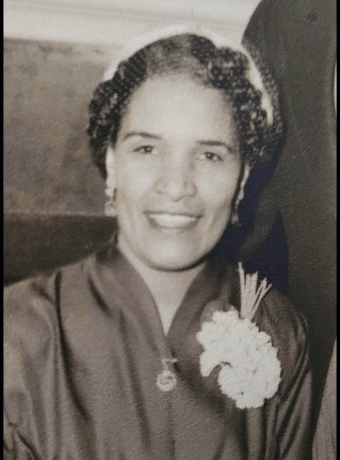 Obituary of Tsighe Woin Logan