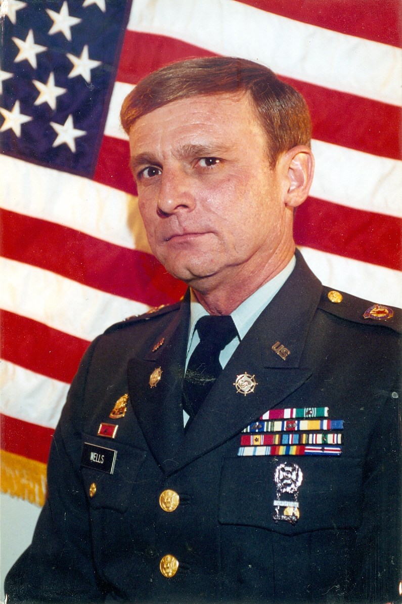 Col and macarthur avis store
