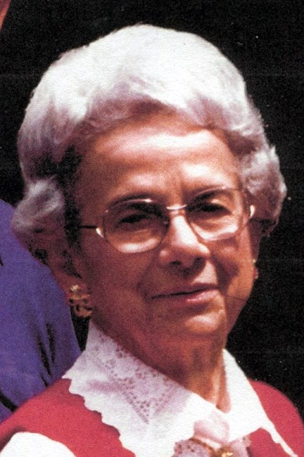 Obituario de Annie Stuart McDonald