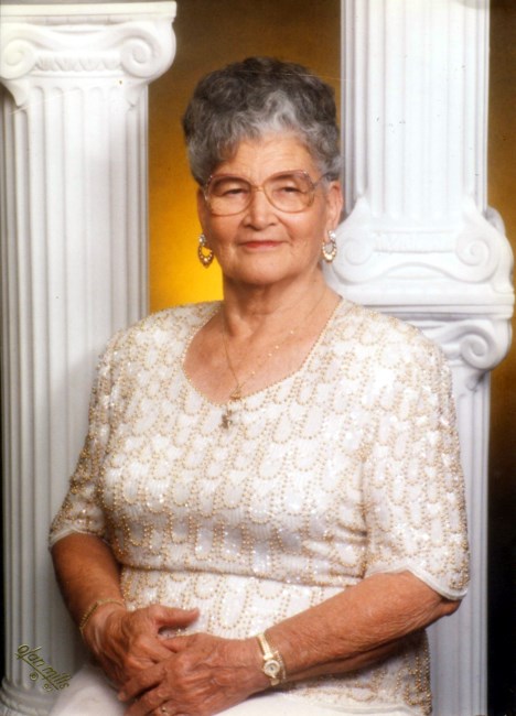Obituary of Carlota V. Medina