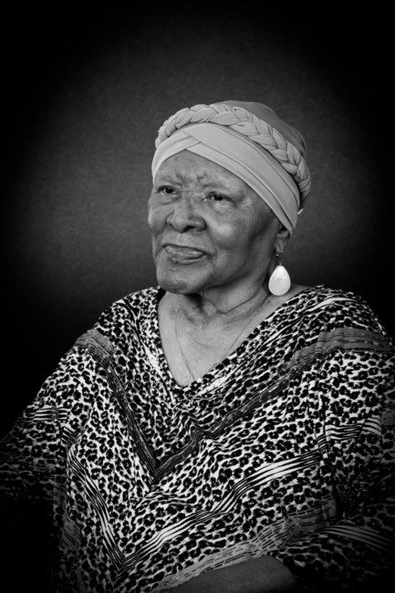 Obituary of Gladys Eva Blount