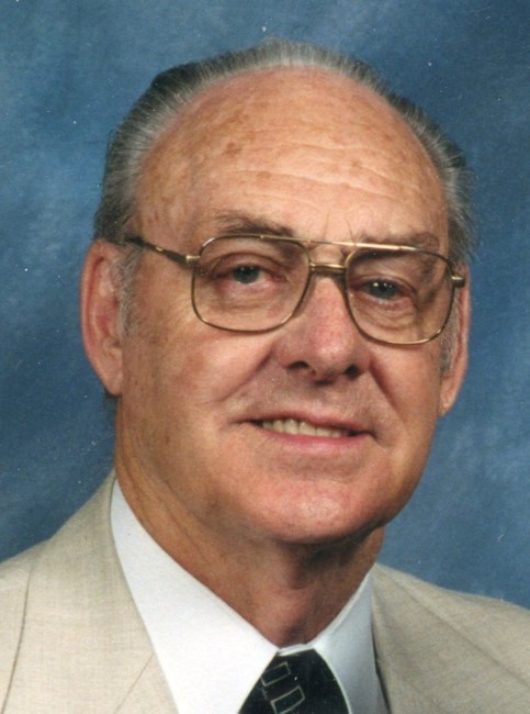 Obituario de Lowell E. Wurdeman