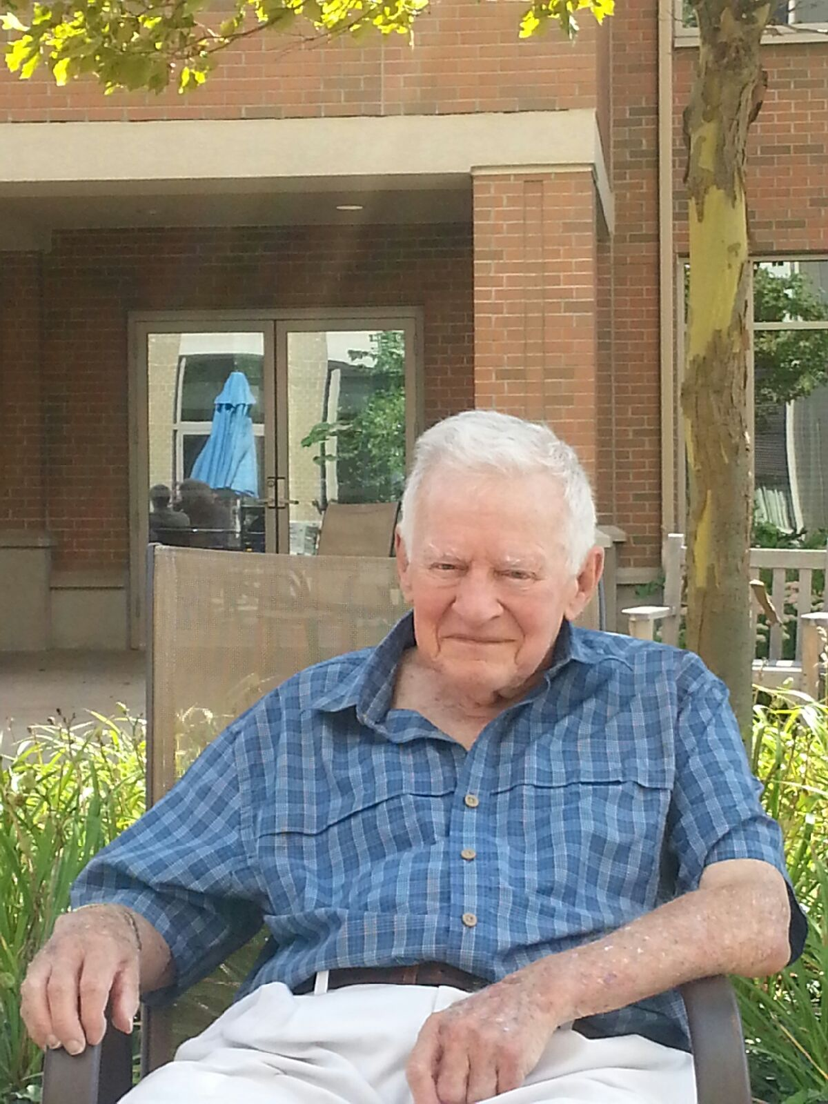 Obituary of Wilbur C. McCloskey