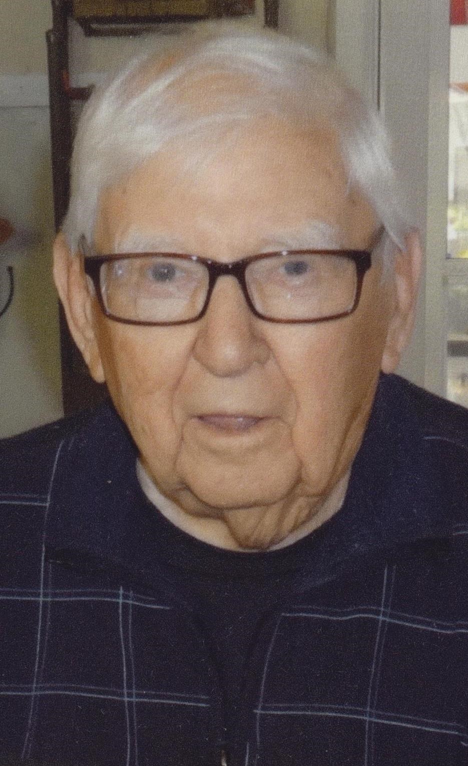 Obituary of Leonard T. Gorecki