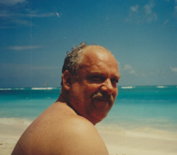 Obituary of Robert T. Dill