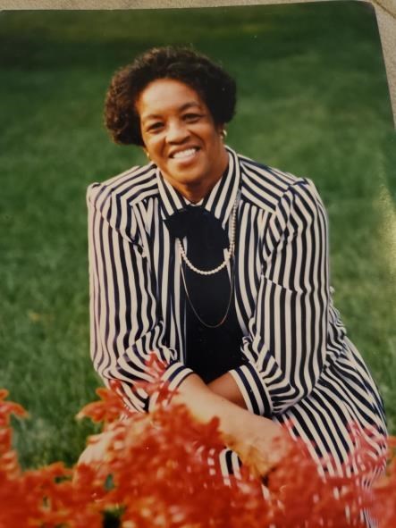 Obituario de Ernestine Brown