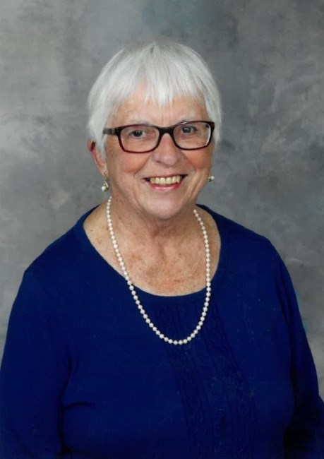 Obituary of Carol Goll (nee Fischer)