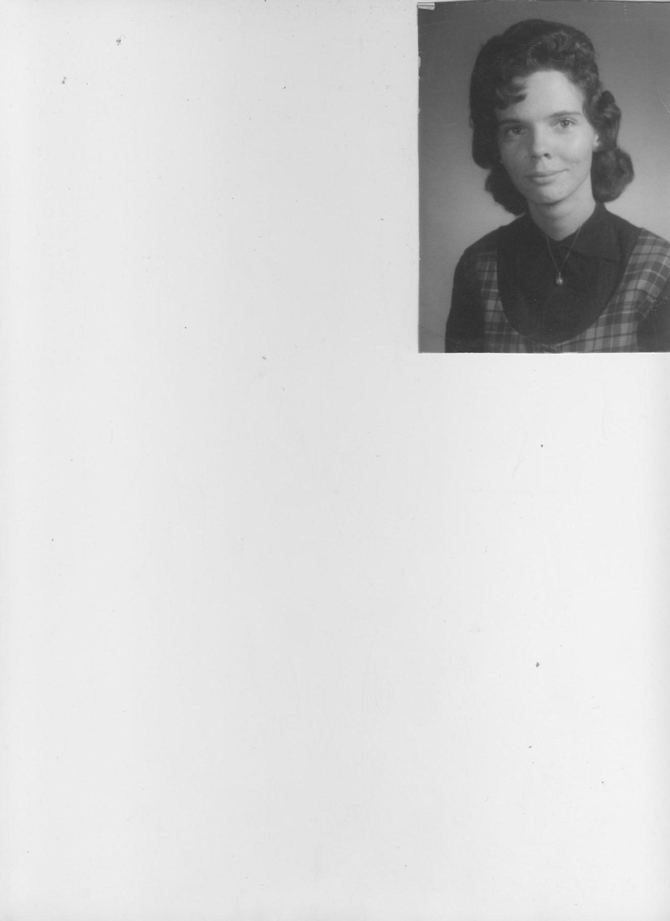 Obituary of Carolyn Elaine Voos