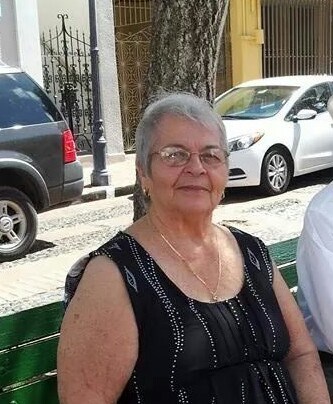 Obituary of Luz María "Cuca" Reyes Colon