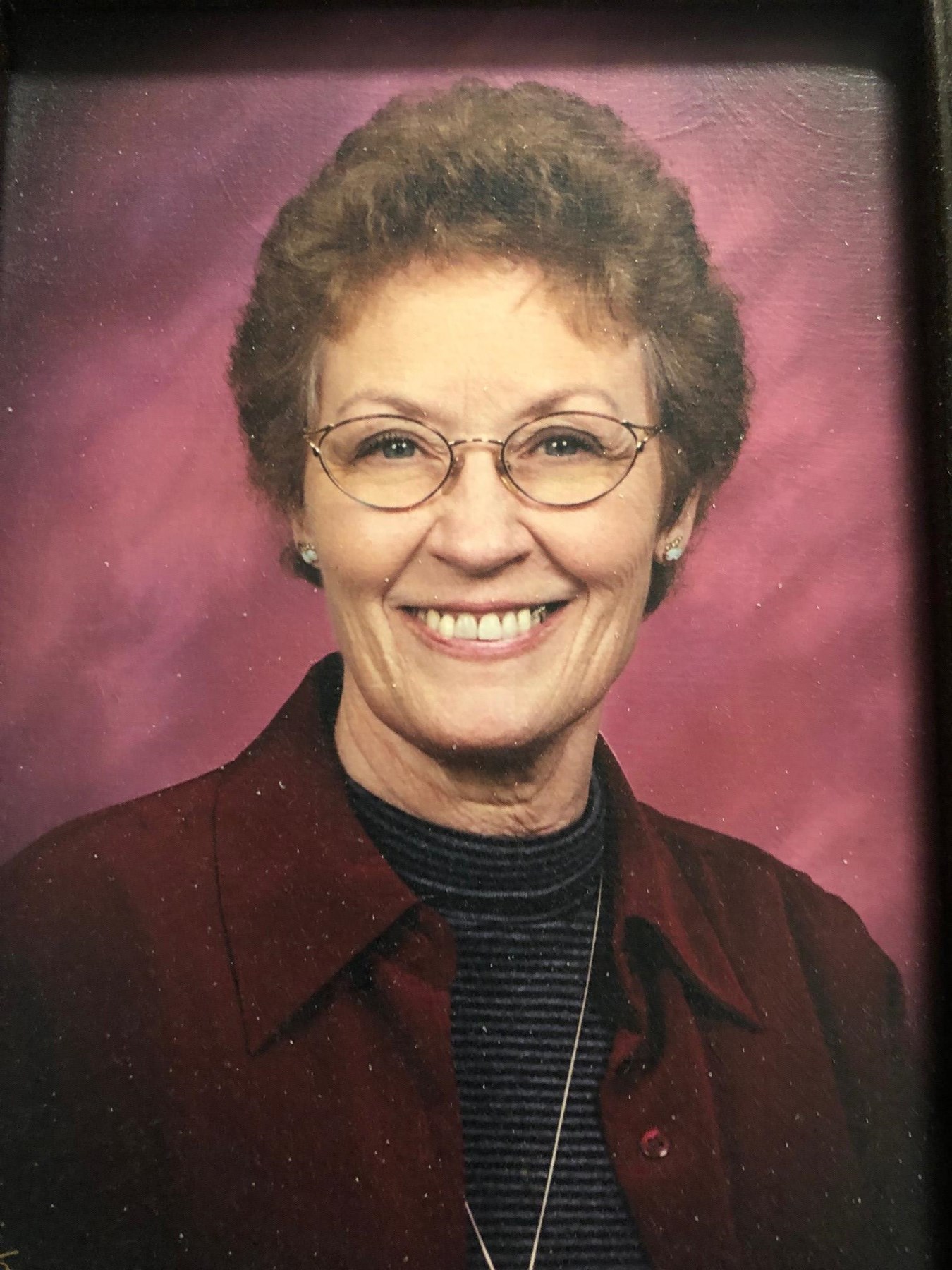 Obituary of Linda Lou Burnett