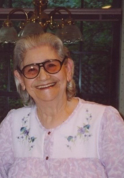 Obituary of Maria Iclea Carrasquilla Pineda