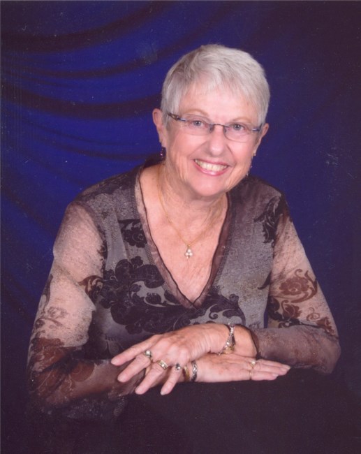 Obituary of Roselyn Lucille Moore