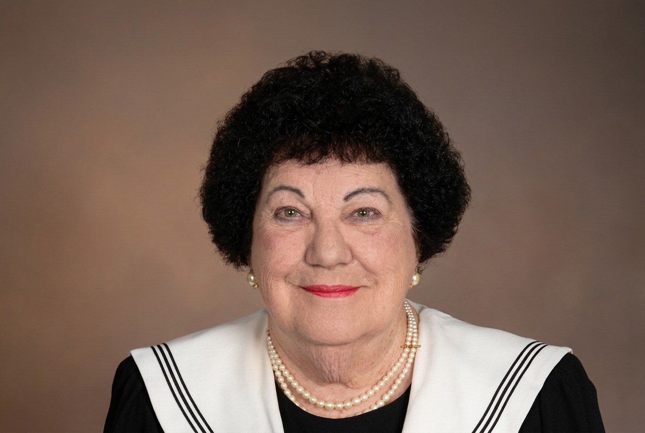 Obituary of Joyce                                                 Barron