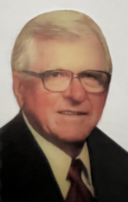 Obituary of E. Fred Moehlenkamp