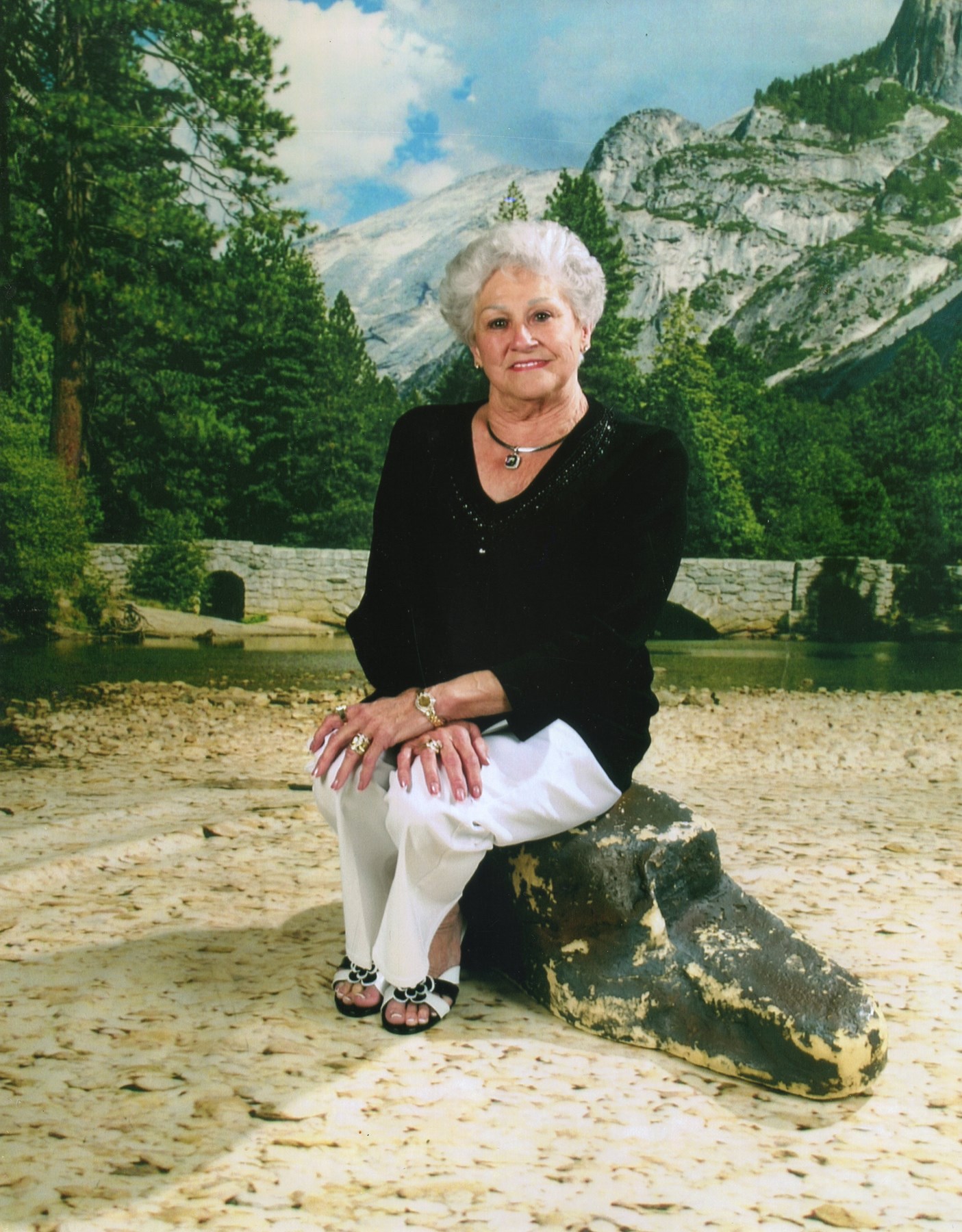 Obituary of Beverly Jo Robertson