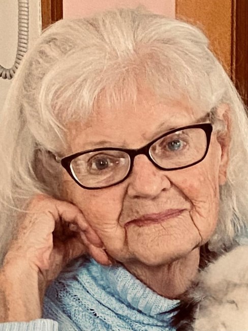 Obituary of Joyce Evelyn Noyes