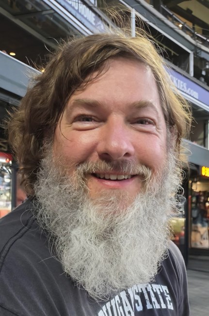 Obituary of Daniel "Dan" Thomas Lowary