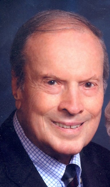 Obituario de Roy Holly Dearstyne