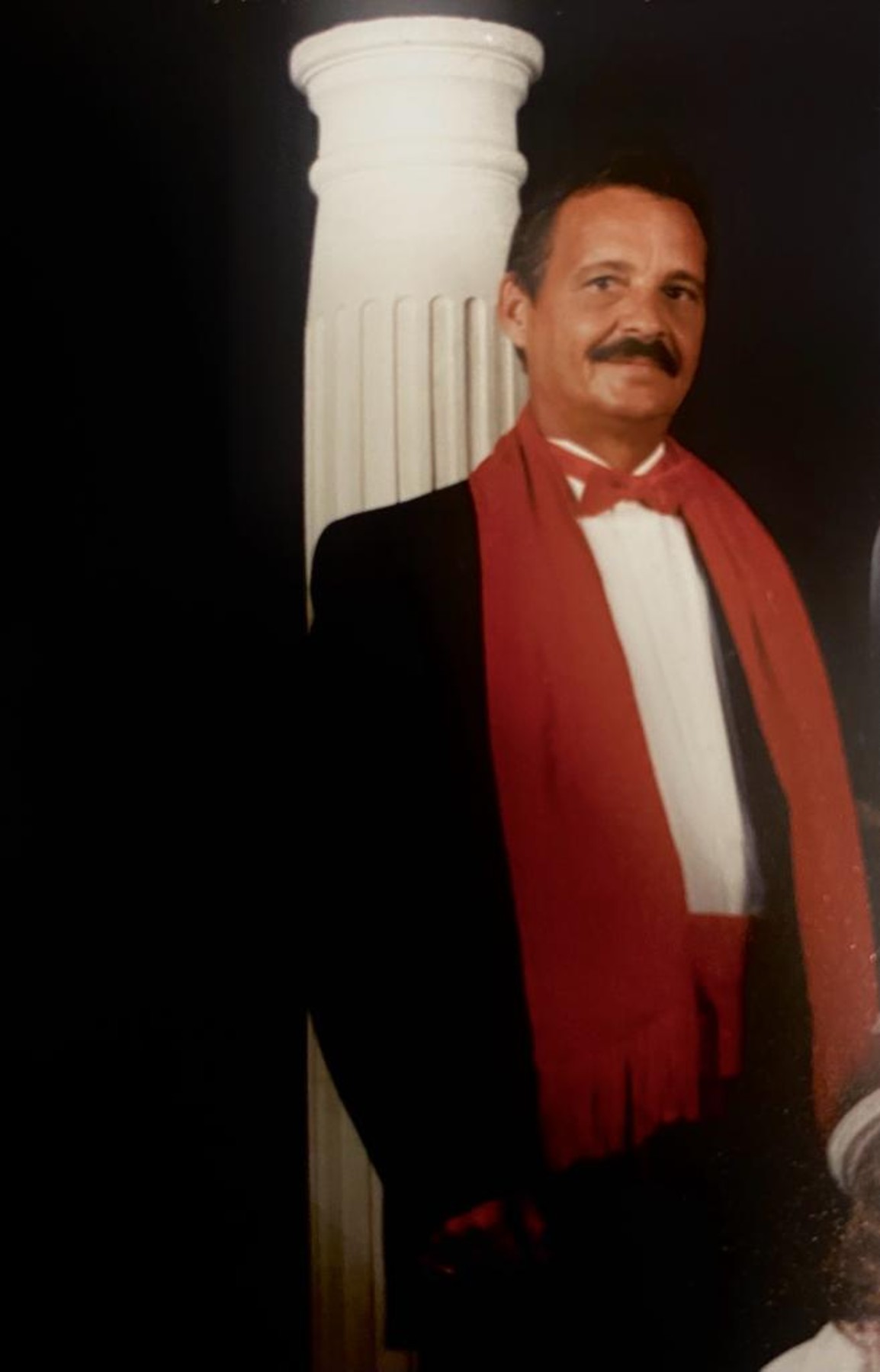 Obituary of Juan Enrique Alonso