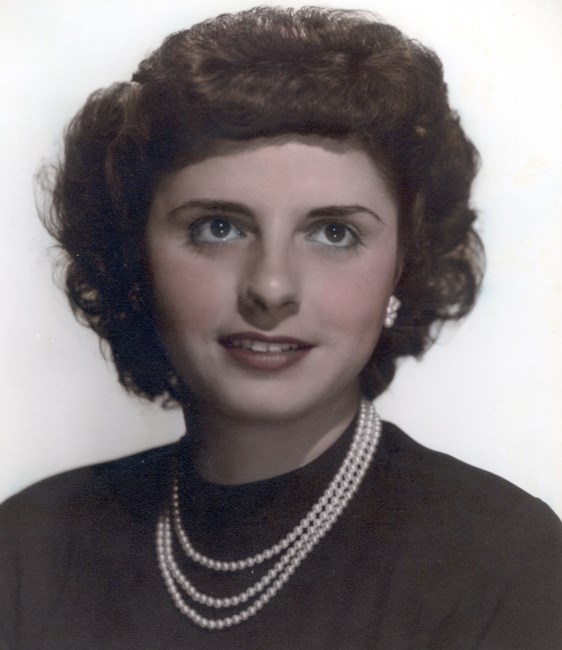 Obituary of Charlotte LaPorta