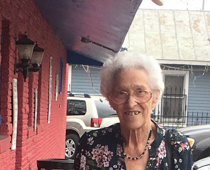 Obituary of Gladys Marion Thomas