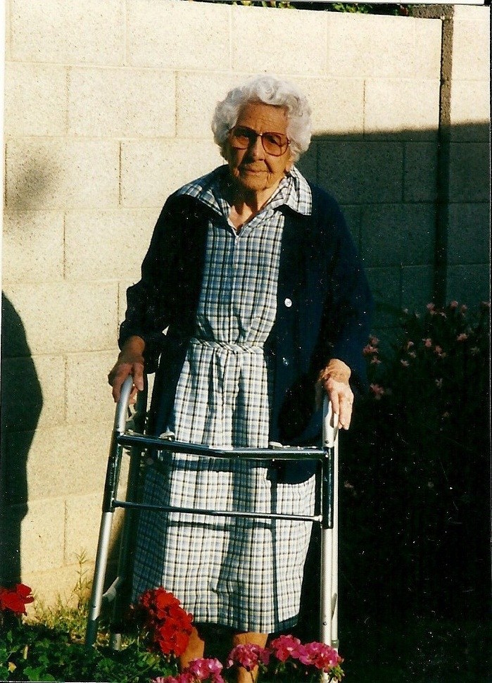 Obituary of Antonia Banks Sierras