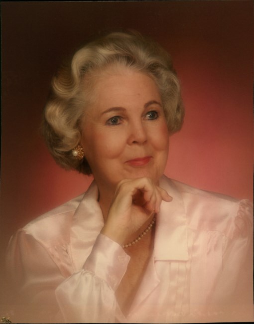 Obituary of Betty Lou Pangle Smith