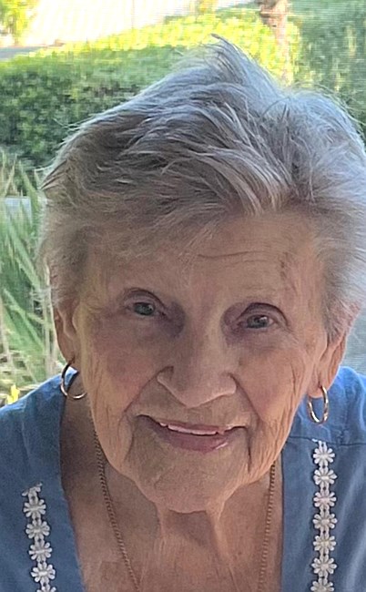 Obituary of Dorothy M Shoemaker