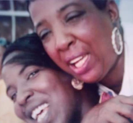 Obituary of Veronica "Ronnie" Lynn Ruffin