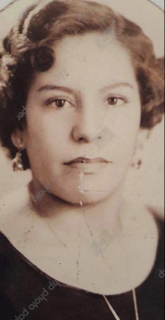 Obituario de Antonia F. Flores